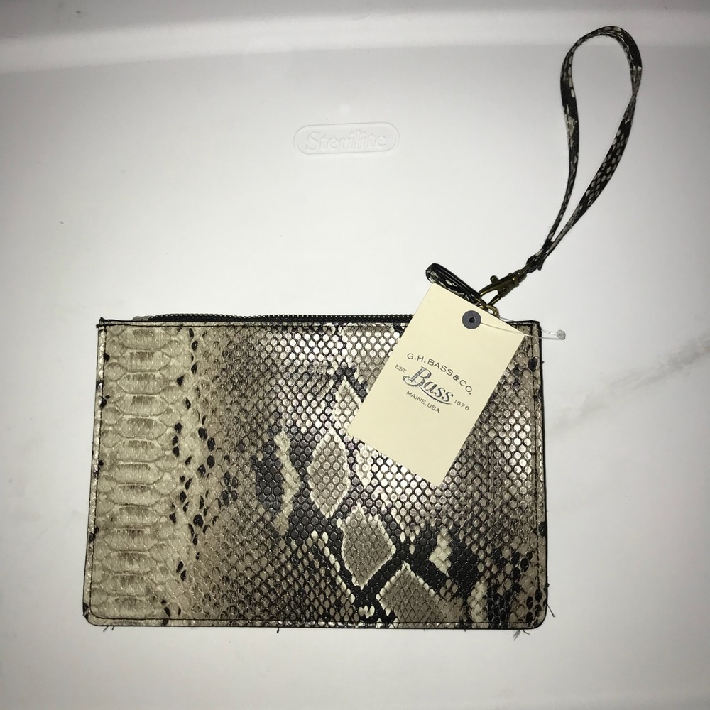 Wristlet NWT
